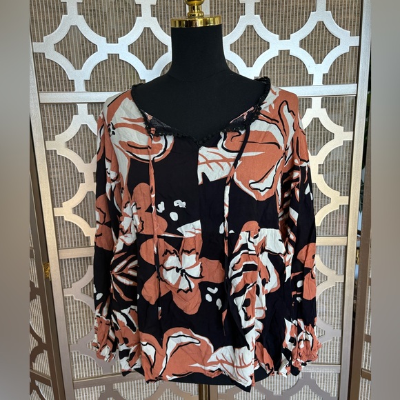 Suzanne Betro Tops - Suzanne Betro Blouse | Large